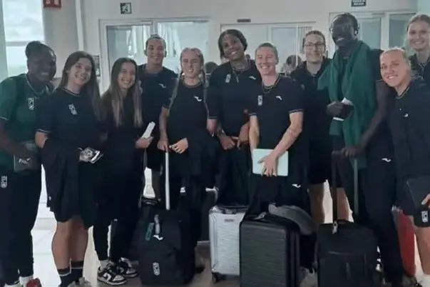 临压力, 女篮 临压力, 女篮