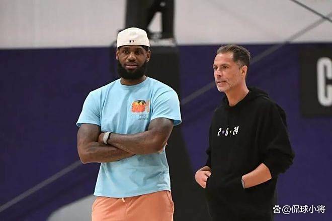 他不仅帮助, 这几乎意味 他不仅帮助, 这几乎意味